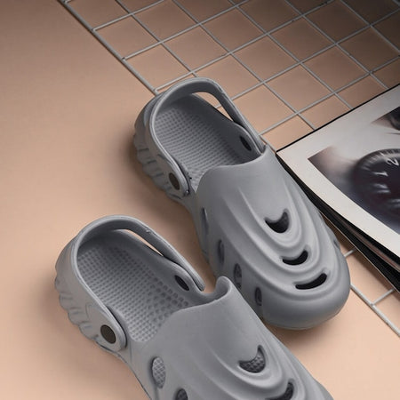 Men Shadow Dark Grey Clogs/Sandals with Adjustable Back Strap | Comfortable & Lightweight| Stylish & Anti-Skid| Waterproof